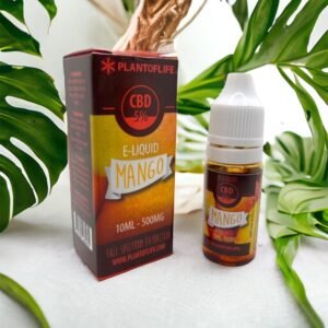 Zoom sur l'E-LIQUIDE MANGO KUSH CBD, combinant des arômes de mangue exotique avec les bienfaits relaxants du CBD.